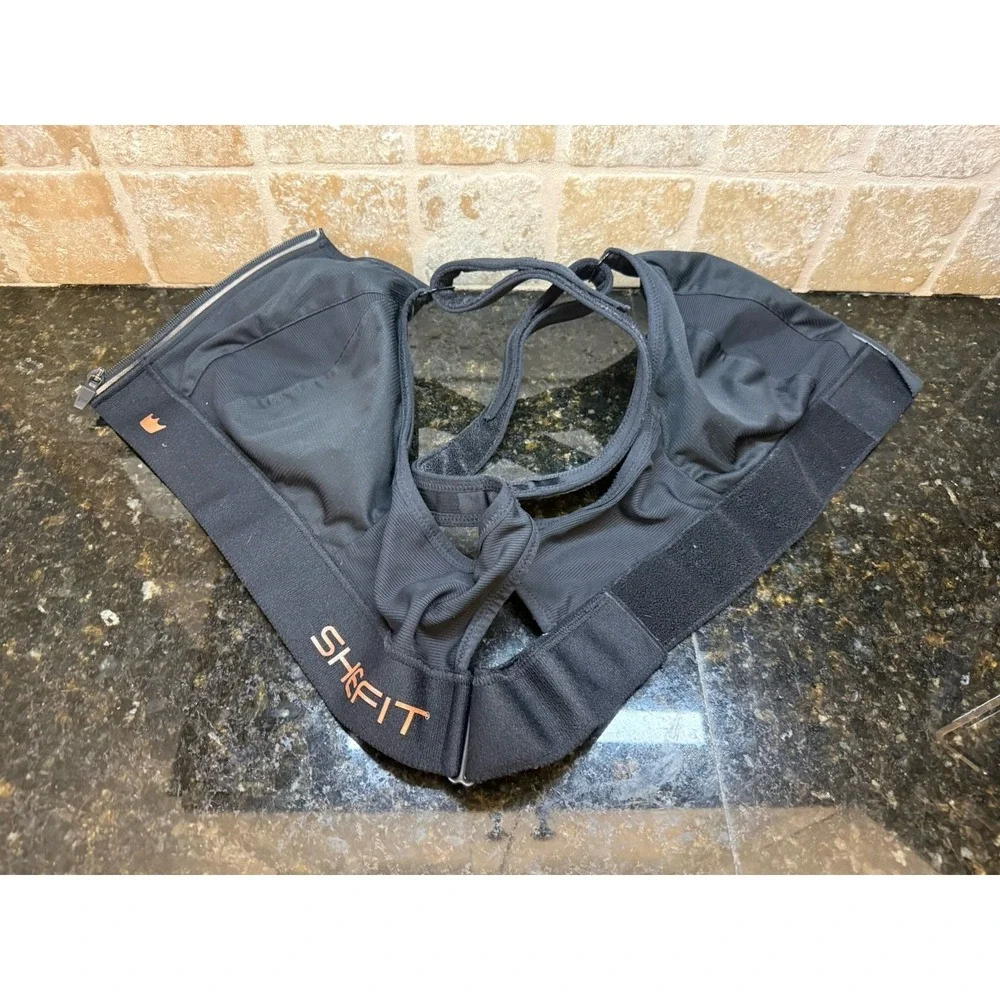 Shefit Flex Sports Bra Womens 2Luxe Black Zip Front High Impact Gym Wash Bag